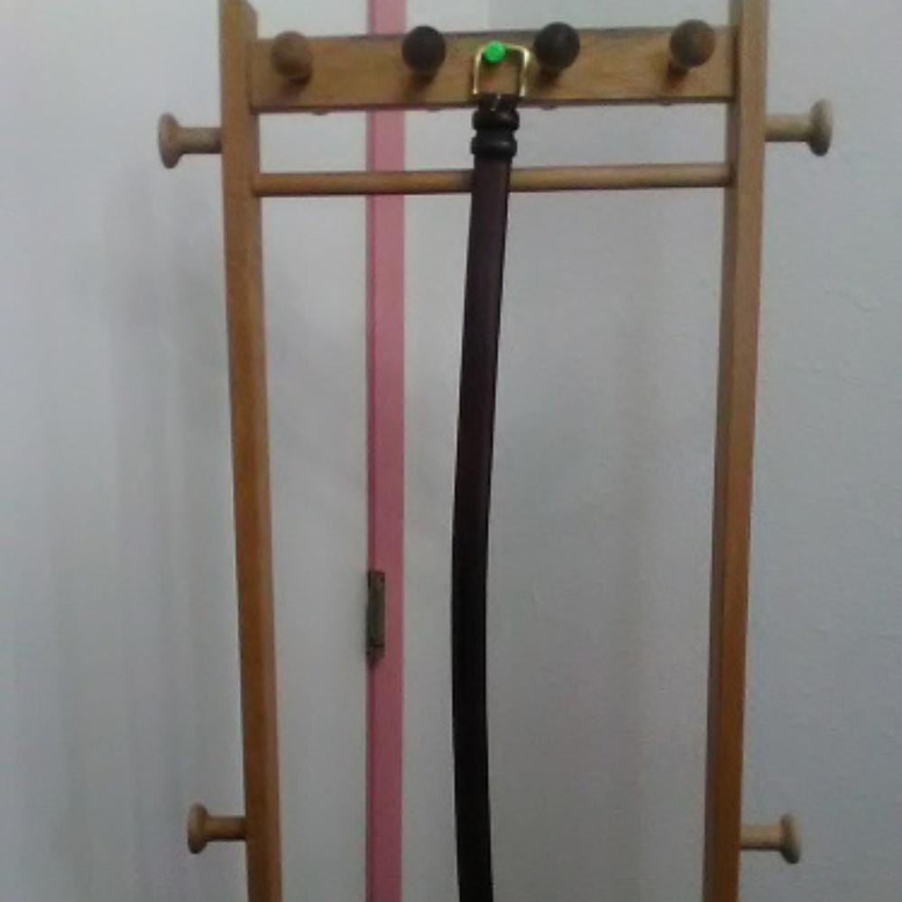 Tommy Hilfiger tan Mens 34" belt HX125 (USED)